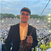 Violinista y estudiante de magisterio con gran formación pedagógica musical.  • Ofrezco clase de violín y lenguaje musical